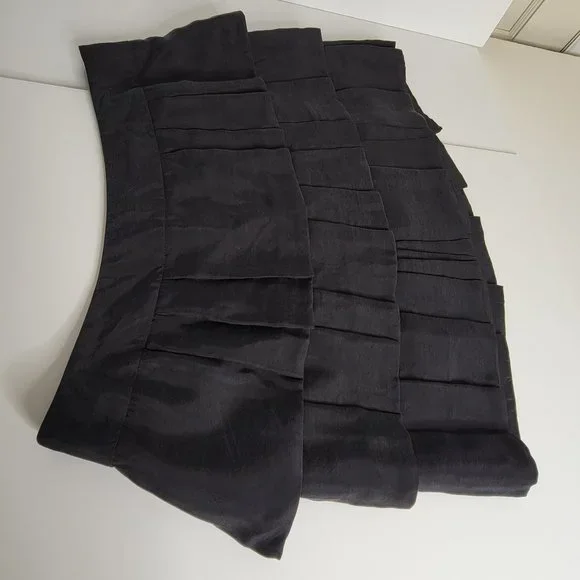 Banana Republic Pleated Layered Mini Skirt, Black Size 12, NWOT - Picture 3 of 7